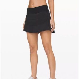 LULULEMON Black Pace Rival Mid-Rise Skirt 15" Length